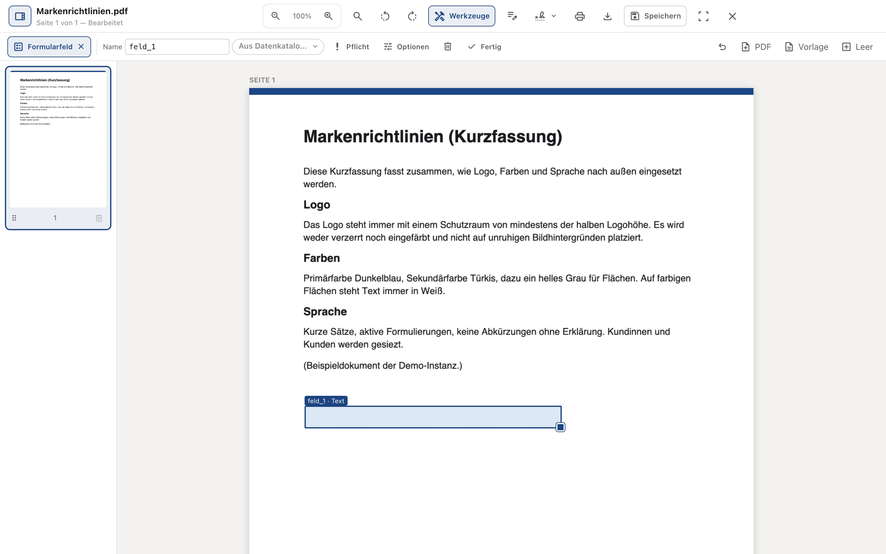 PDF-PRO: Formularfeld-Werkzeug mit neuem Textfeld auf der Seite und Feldleiste oben